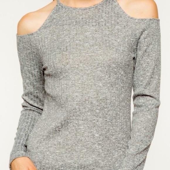 Everly Long Sleeve Cold Shoulder Gray Top Size Small - Picture 1 of 6